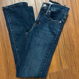 Pre-owned good condition 314 Levis shaping straight size 25